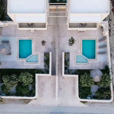 Luna With Swimming Pool In Villa Pitsidia